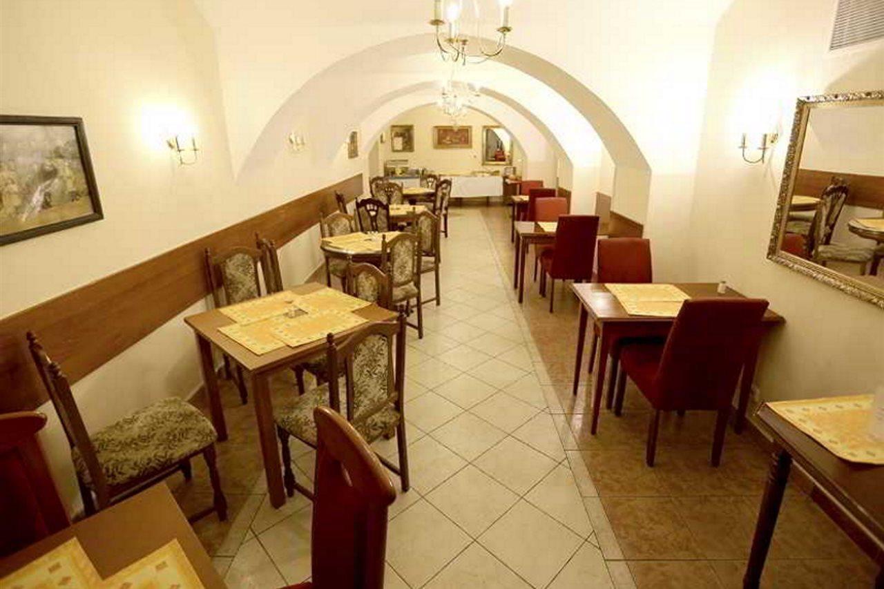 Hotel Donatello Praga Zewnętrze zdjęcie