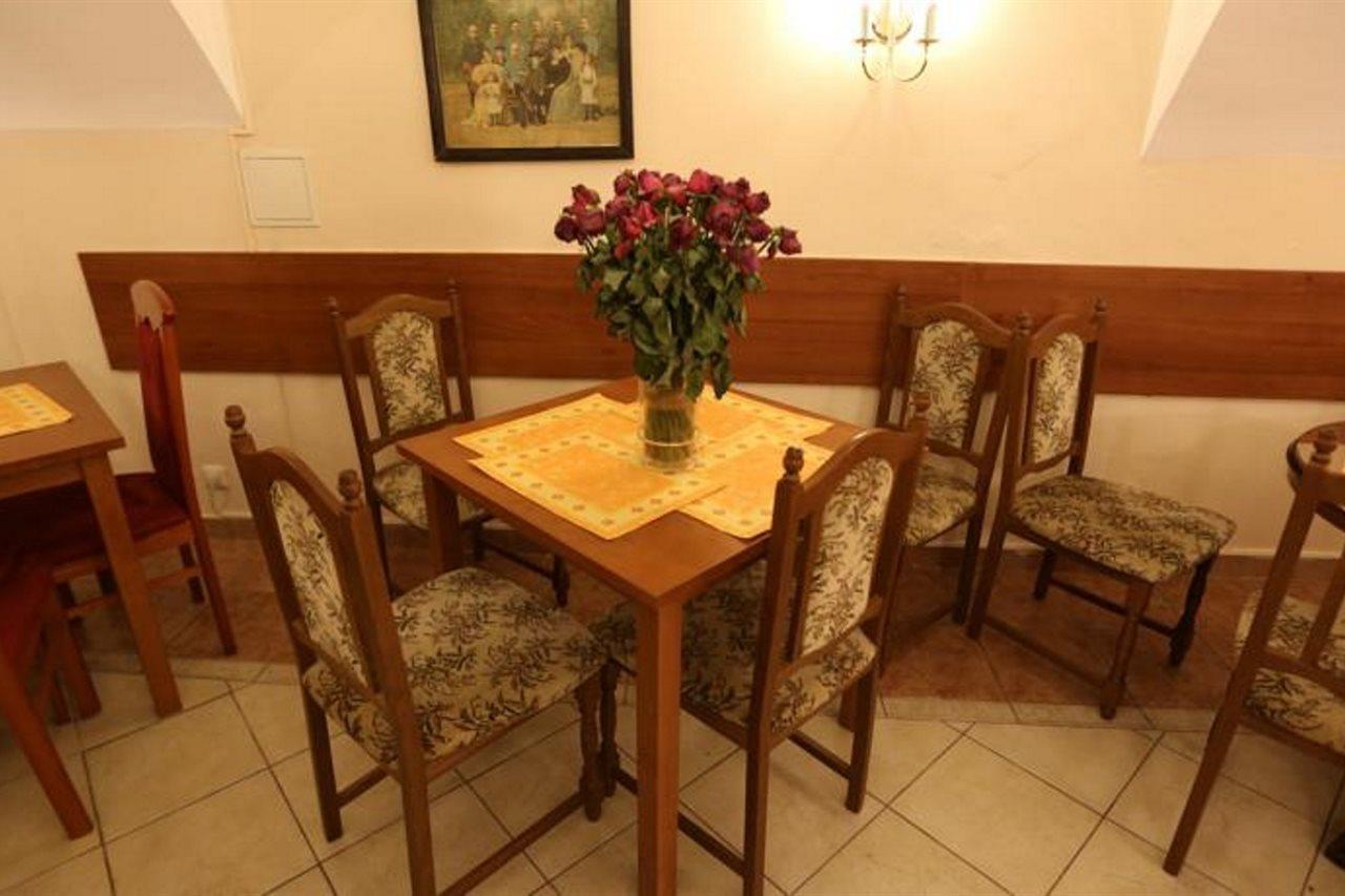 Hotel Donatello Praga Zewnętrze zdjęcie