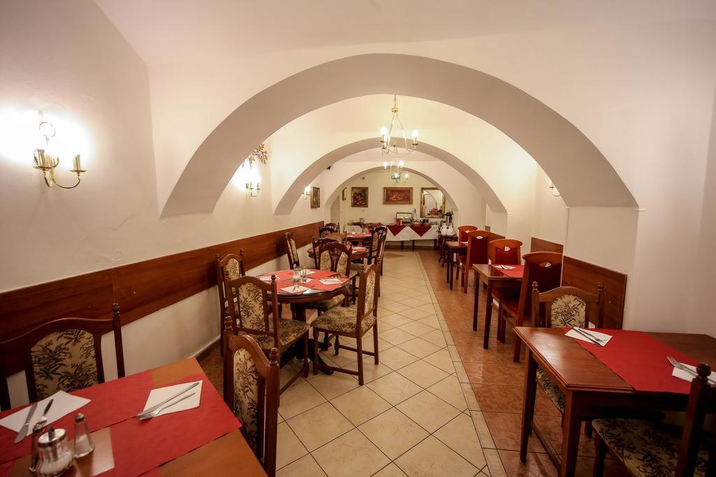 Hotel Donatello Praga Zewnętrze zdjęcie