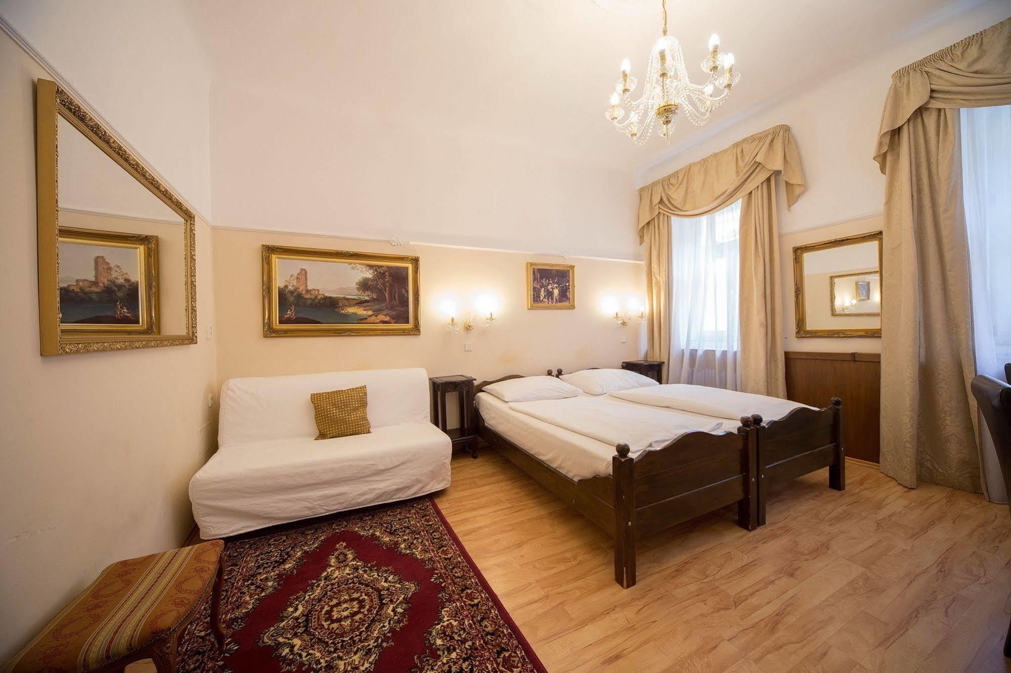Hotel Donatello Praga Zewnętrze zdjęcie